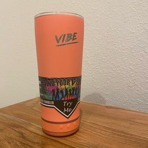 Vibe 18oz Tumbler with Removable Bluetooth Speaker - NWT